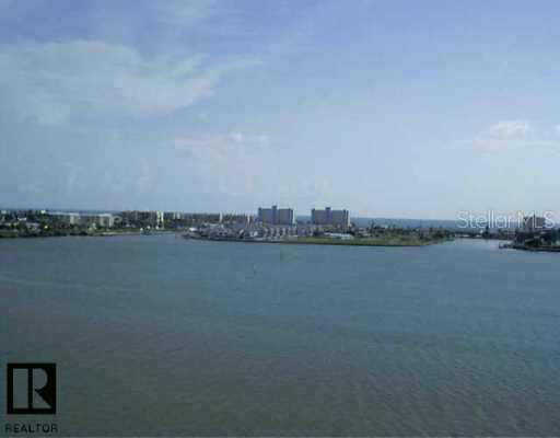 4775 Cove Cir. #1102, St Petersburg, FL 33708