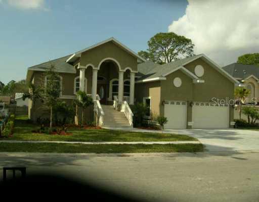 8220 97th St., Seminole, FL 33777