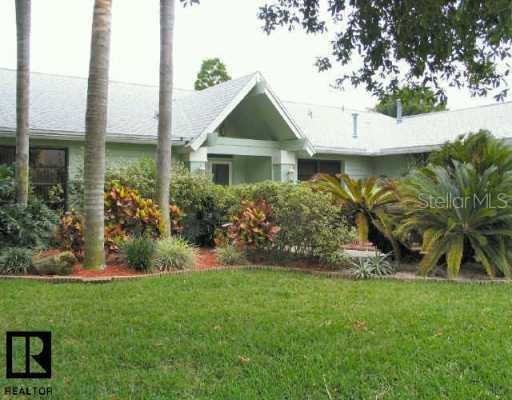 9734 109th Ave., Largo, FL 33773