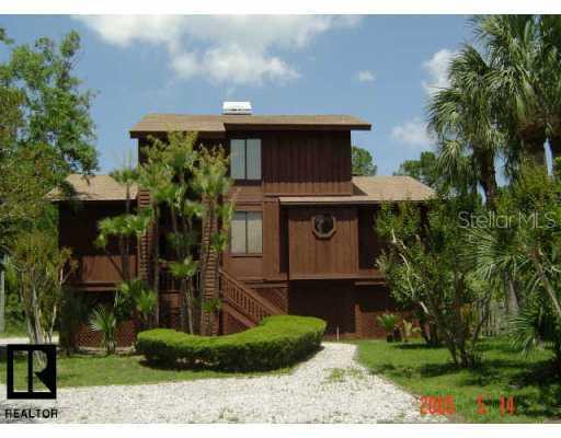 703 Natalie Ln., Palm Harbor, FL 34683