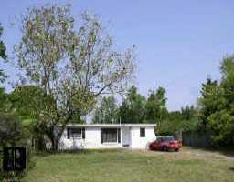 9184 Suncrest Blvd., Largo, FL 33777