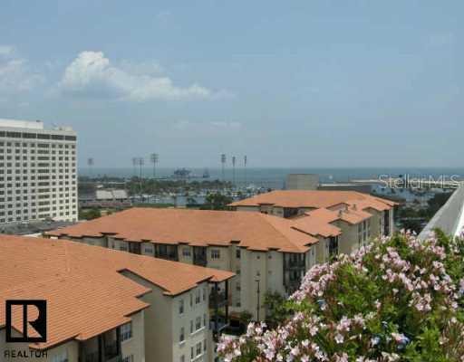 470 3rd St. #816, St Petersburg, FL 33701