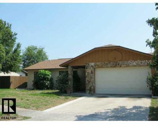 90 Durham Ct., Palm Harbor, FL 34683