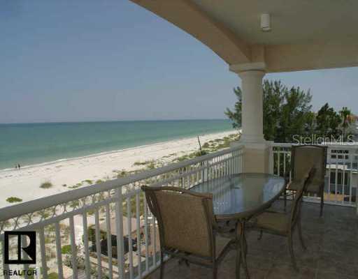 20110 Gulf Blvd. #301, Indian Shores, FL 33785