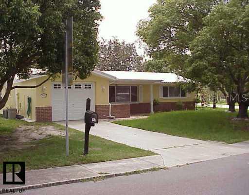 3004 Blue Bird Dr., Holiday, FL 34690