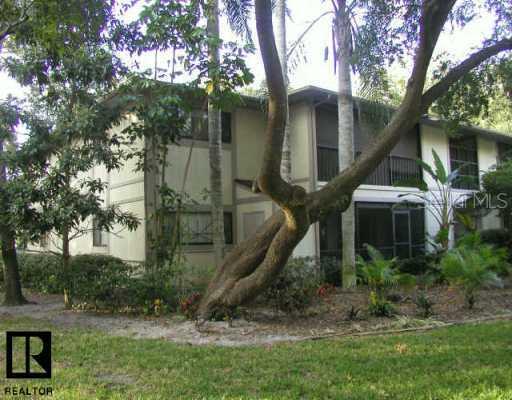 3205 Fox Chase Cir. #101, Palm Harbor, FL 34683