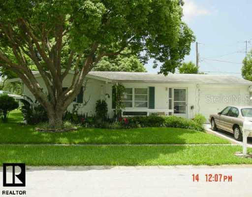 2039 Lyra Dr., Holiday, FL 34690