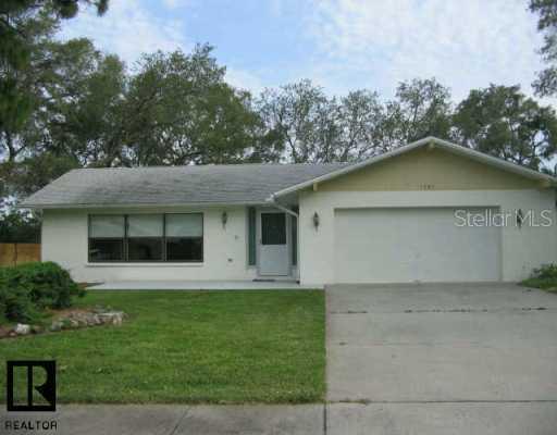 1507 Poinsettia Ave., Tarpon Springs, FL 34689