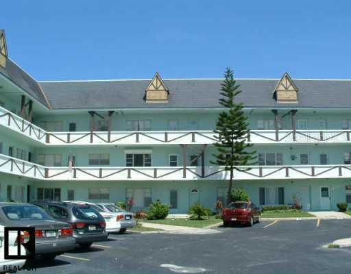 2042 Australia Way, Clearwater, FL 33763