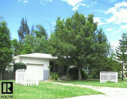 3601 Benson Ave., St Petersburg, FL 33713