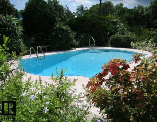 7661 18th Ave., St Petersburg, FL 33710