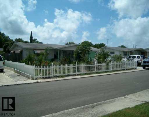 3401 Kingfisher Dr., Holiday, FL 34690