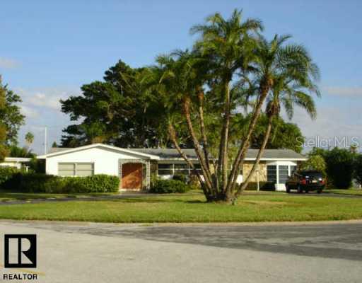 815 115th Ave., Treasure Island, FL 33706
