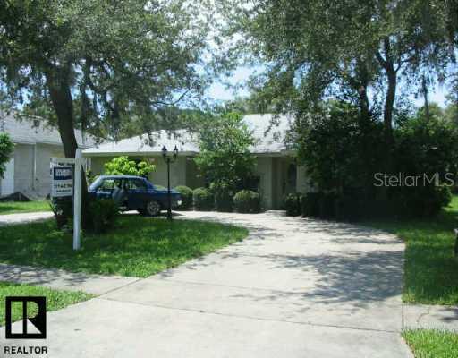 1614 Gulf Rd., Tarpon Springs, FL 34689