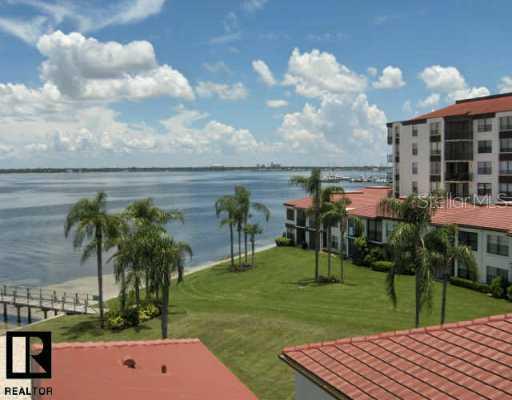 6211 Sun Blvd. #402, St Petersburg, FL 33715