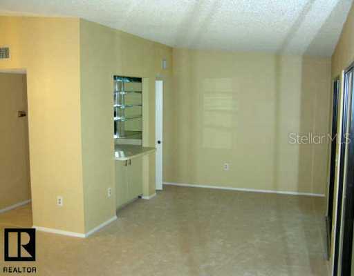 3205 Fox Chase Cir. #202, Palm Harbor, FL 34683