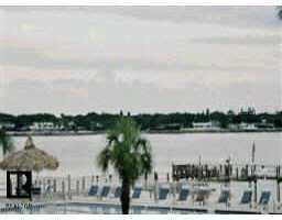 7430 Sunshine Skyway Ln. #E-301, St Petersburg, FL 33711