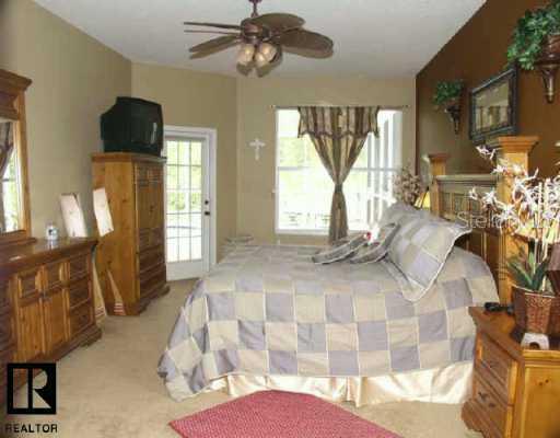 4490 Worthington Ct., Palm Harbor, FL 34685