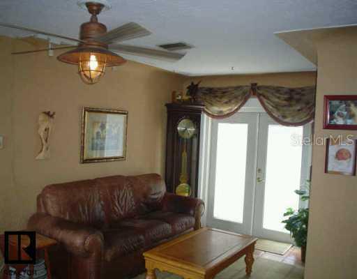 421 Virginia Ave., Madeira Beach, FL 33708