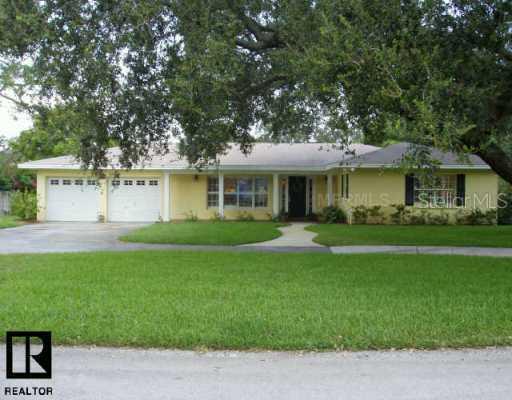308 Hickory Ln., Largo, FL 33770