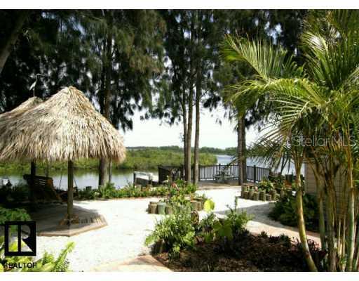 531 Midway Ln., Tarpon Springs, FL 34689