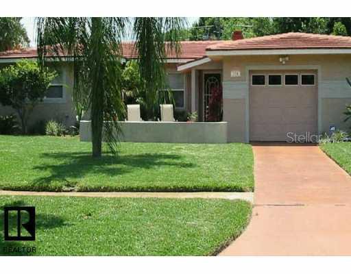 328 Bayview Dr., St Petersburg, FL 33704