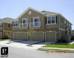 586 52 Ave., St Petersburg, FL 33704
