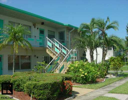 2050 58 Ave. #11, St. Petersburg, FL 33714