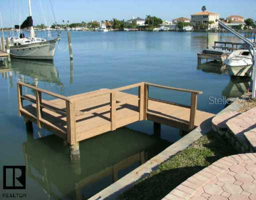 17251 2nd St., North Redington Beach, FL 33708