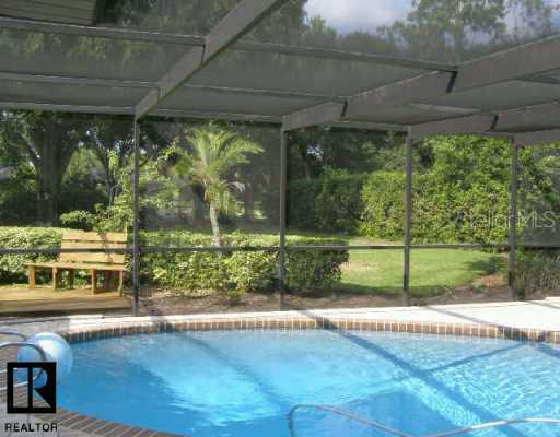 7657 Cumberland Rd., Largo, FL 33777