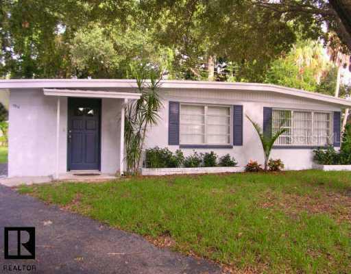 1516 Adele Pl., Largo, FL 33770