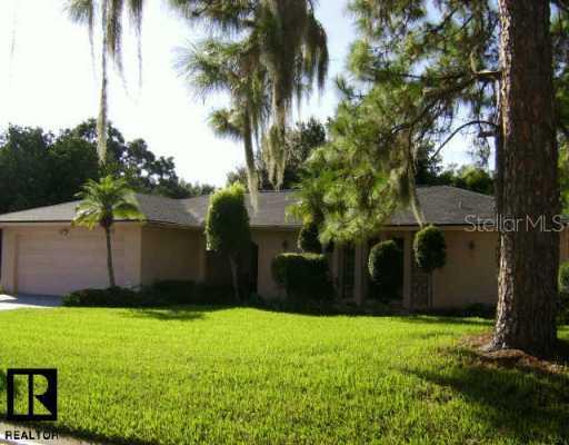 8766 Hershey Ln., Largo, FL 33777