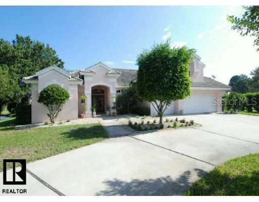 8425 Bardmoor Pl., Largo, FL 33777