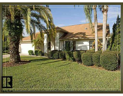 702 Glenwood Ter., Tarpon Springs, FL 34688