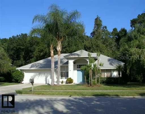 881 Crestridge Cir., Tarpon Springs, FL 34688