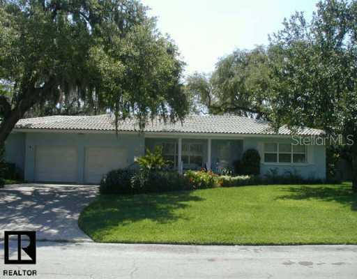 109 Crestwood Ln., Largo, FL 33770