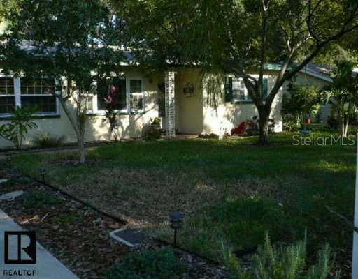 1049 Fountainhead Dr., Largo, FL 33770