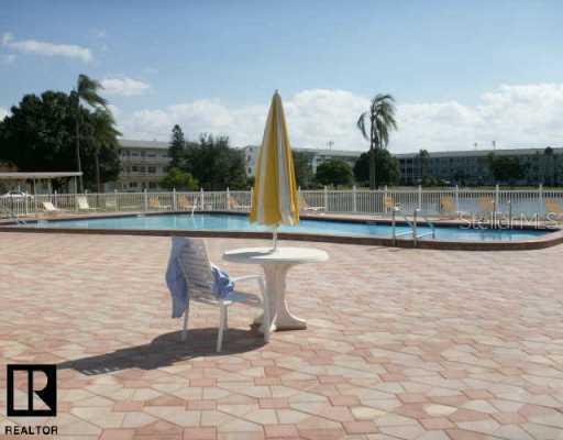 5850 18th St. #9, St Petersburg, FL 33714