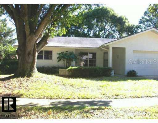 1309 Woodstock Dr., Palm Harbor, FL 34684