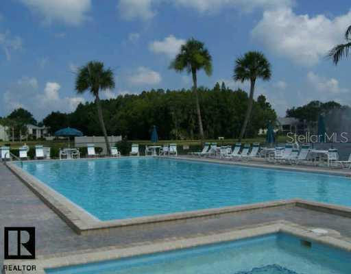 3114 Lake Pine Way #222C1, Tarpon Springs, FL 34688