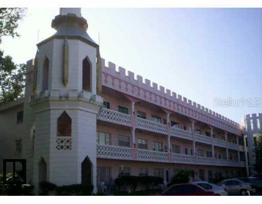 2457 Ecuadorian Way #59, Clearwater, FL 33763