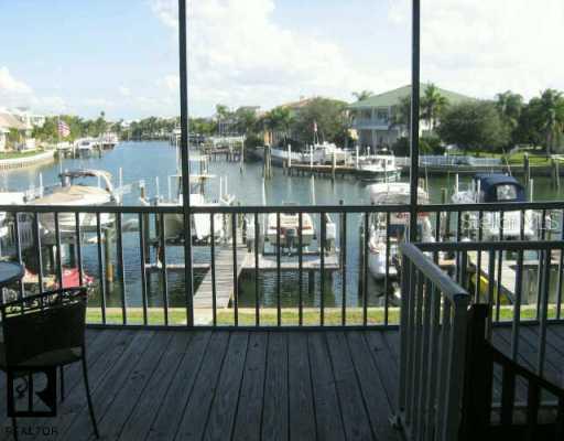 737 Pinellas Bayway #104, Tierra Verde, FL 33715