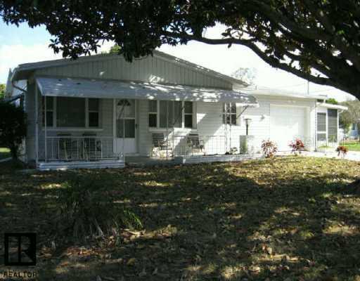 11081 104th St., Largo, FL 33773