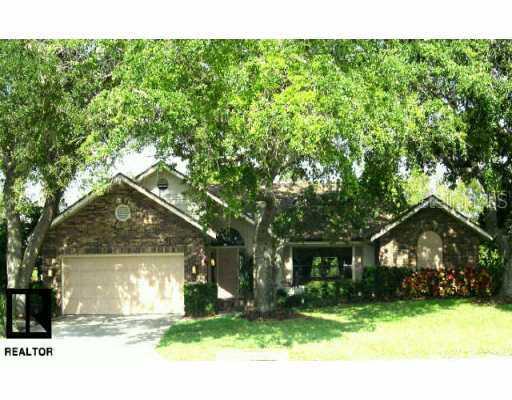 3020 Shipwatch Dr., Holiday, FL 34691