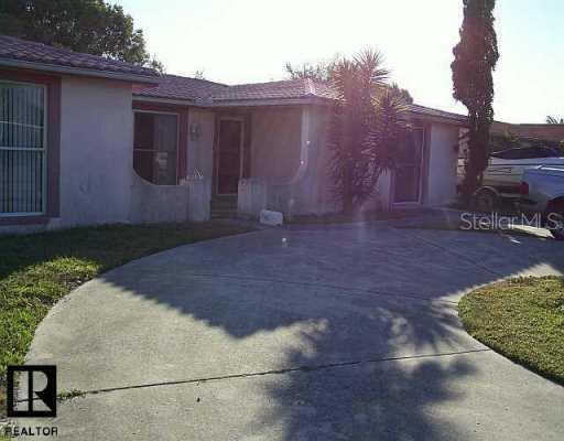 7310 Fox Hollow Dr., Port Richey, FL 34668