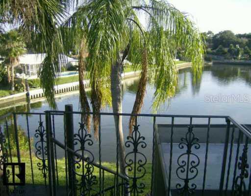 3362 Harbor Pl., Largo, FL 33770