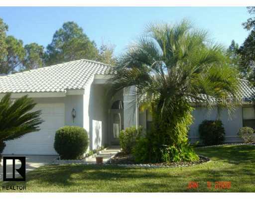 453 Centerwood Dr., Tarpon Springs, FL 34688