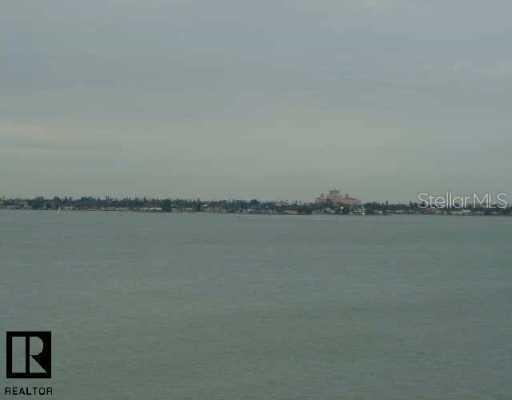 5980 Shore Blvd. ##903, Gulfport, FL 33707