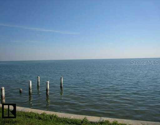 3560 Coquina Key Dr., St Petersburg, FL 33705