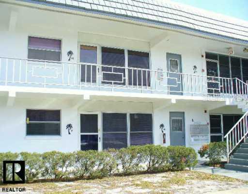 1221 Drew St. #A9, Clearwater, FL 33755